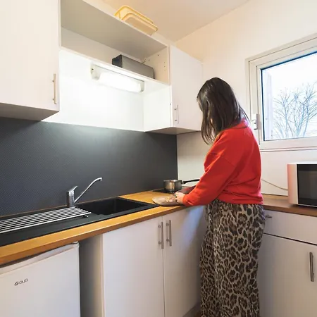 Les Mimosas - App 05 - Cosy Rdc *